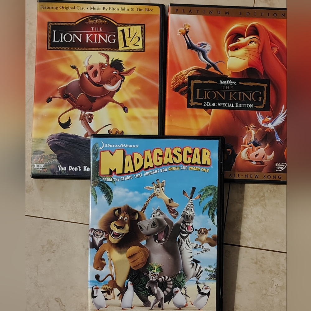 Disney DVD Collection Set: Lion King, Lion King 1- 1/2 & Madagascar= 5 DVDs